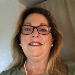 Meet your Posher, Loretta